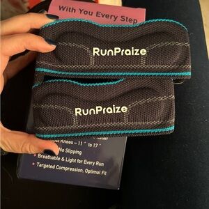 RunPraize patella straps